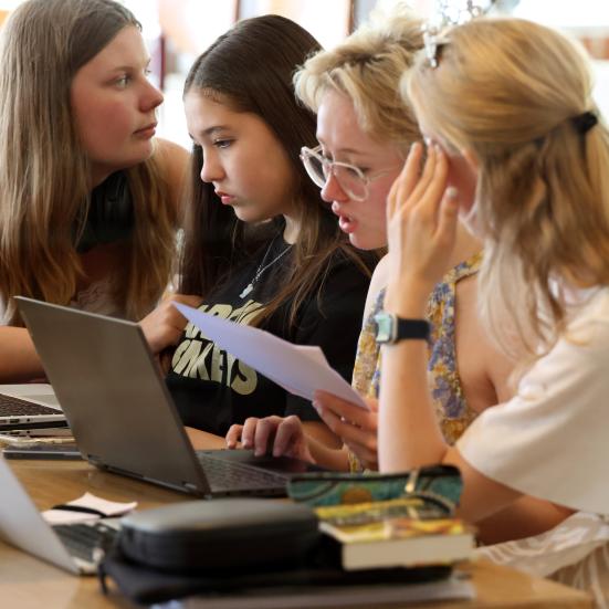 Elever på Brønderslev Forfatterskole