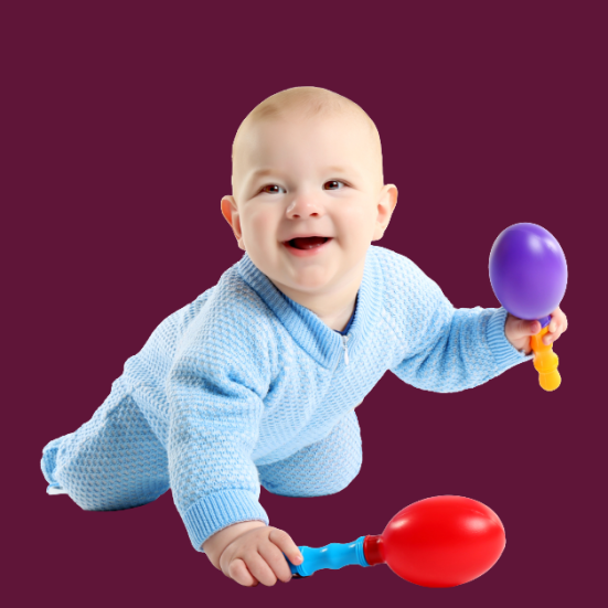 Baby med rasleinstrumenter