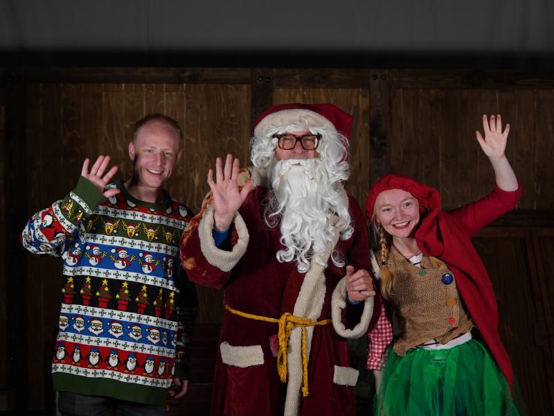 2 nisser og en julemand